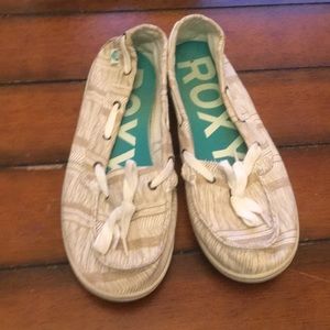 Roxy slip ons